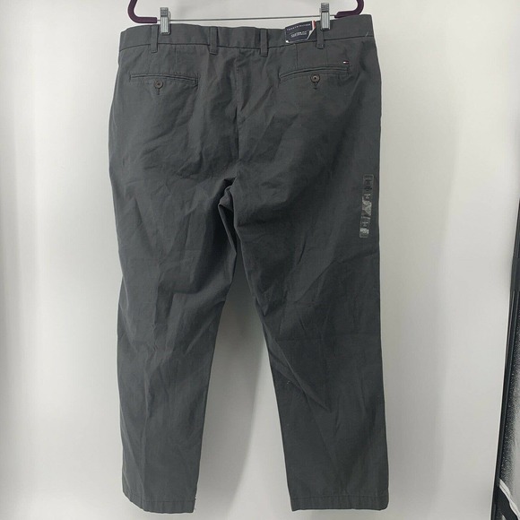 Tommy Hilfiger 40x30 Gray Custom Fit Chino Pants - Picture 2 of 8